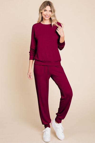 Stylish 2-Piece Super Lady Lounge Set: Cozy Round Neck Top & Comfy Pants for Ultimate Relaxation!