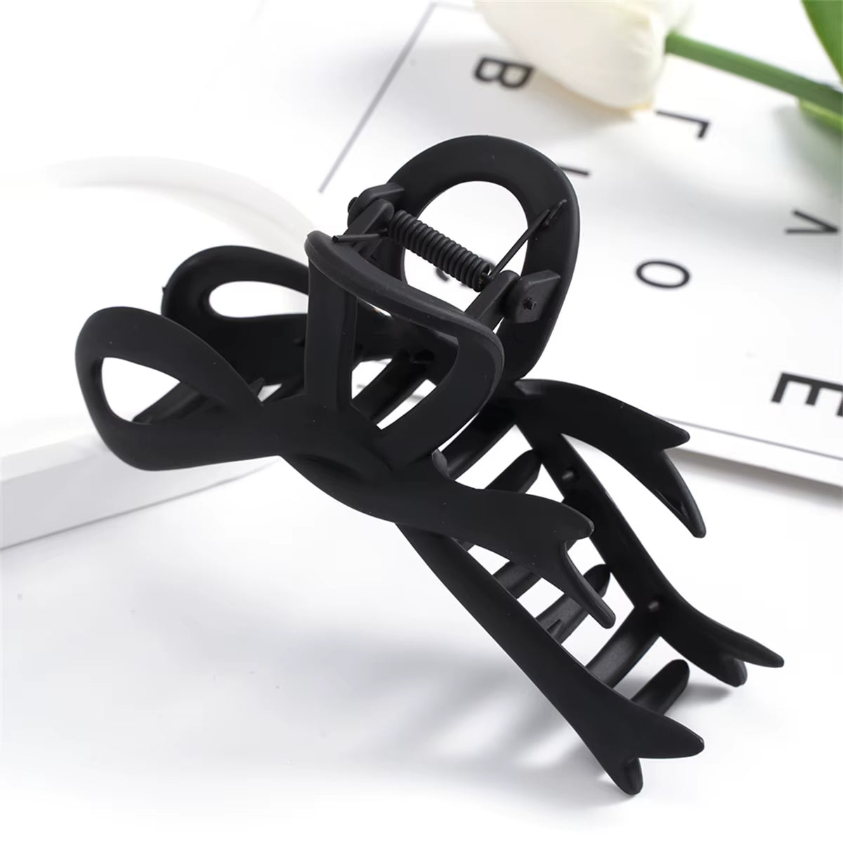 13CM Matte Hair Clips Vintage Ribbon Bow Hair Claws Crab Headwear Hairpins Shark Ponytail for Women Hair Accessories Barrettes